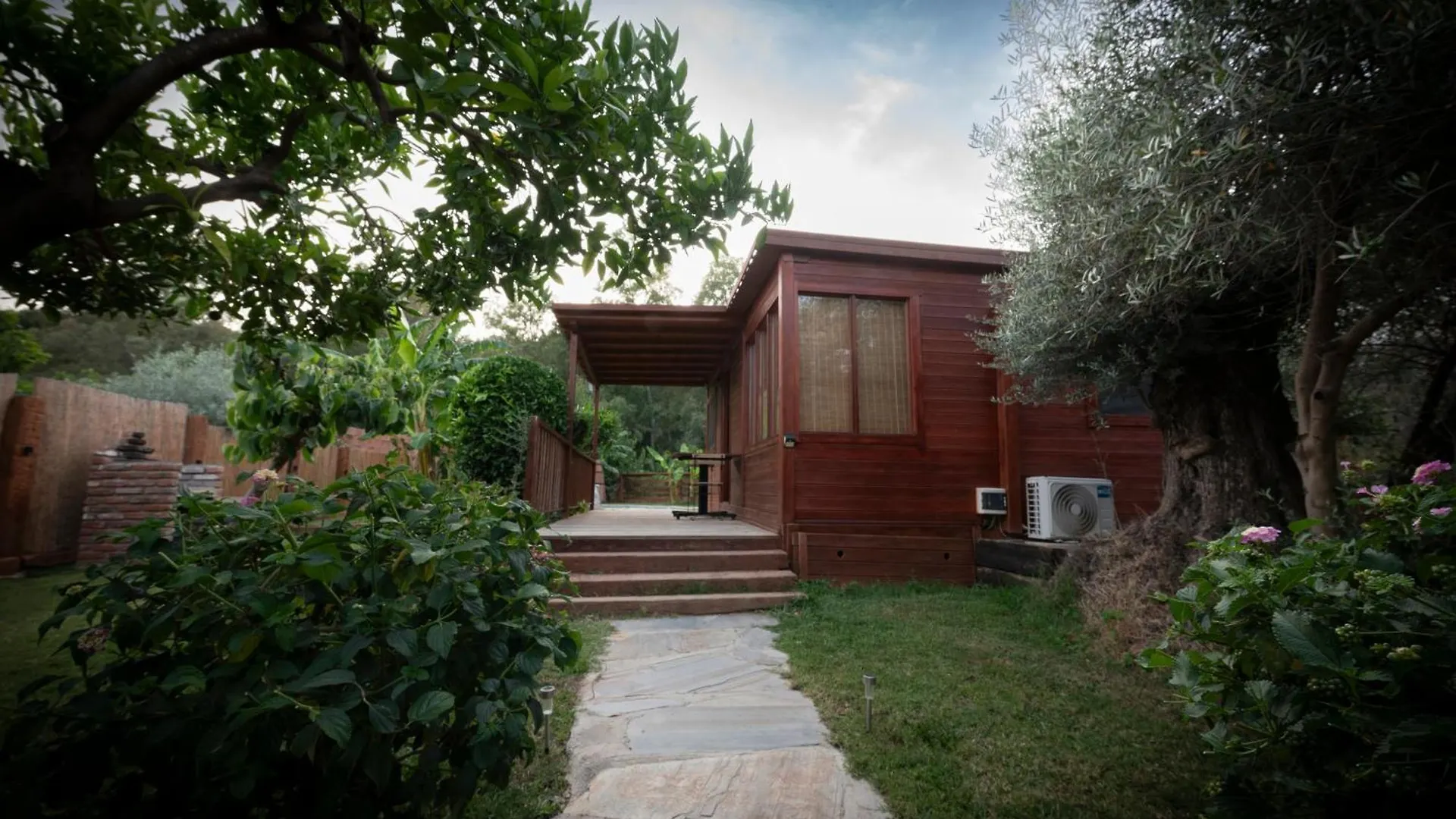 El Jardin Del Eden Villa Orgiva Spain