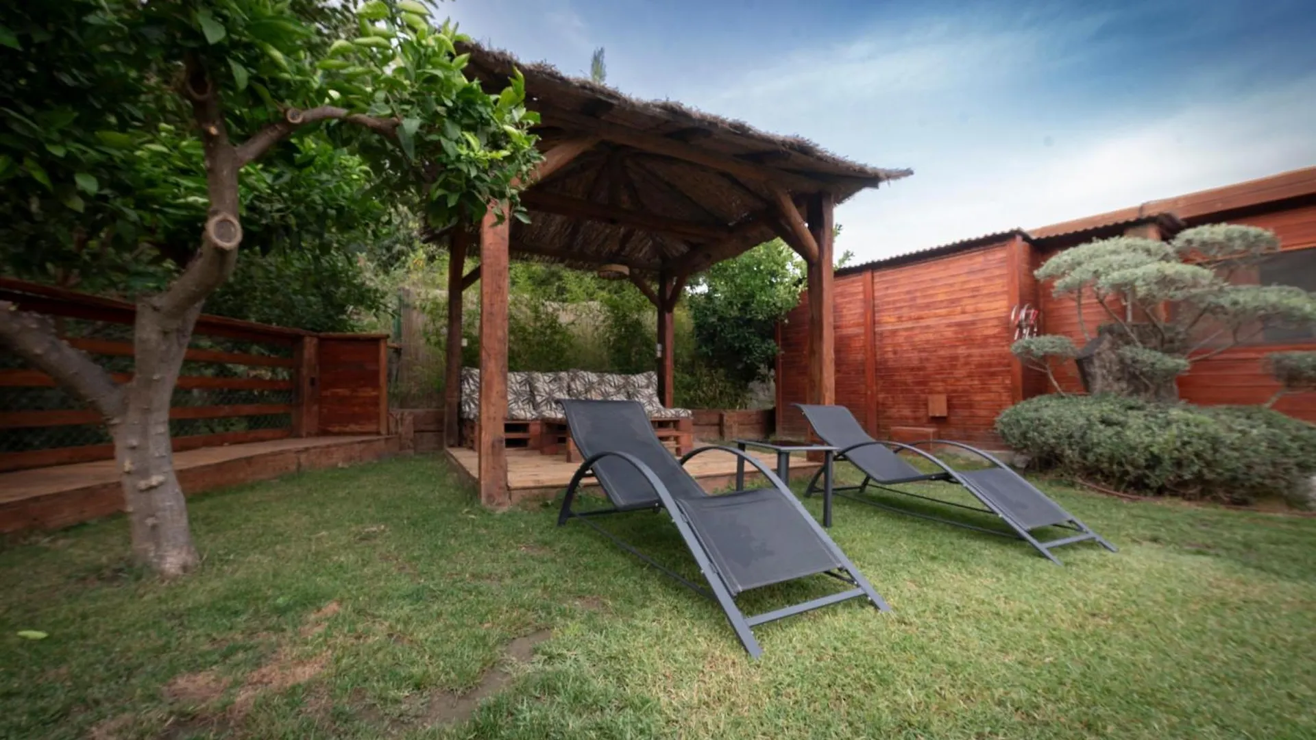 El Jardin Del Eden Villa Orgiva Holiday home